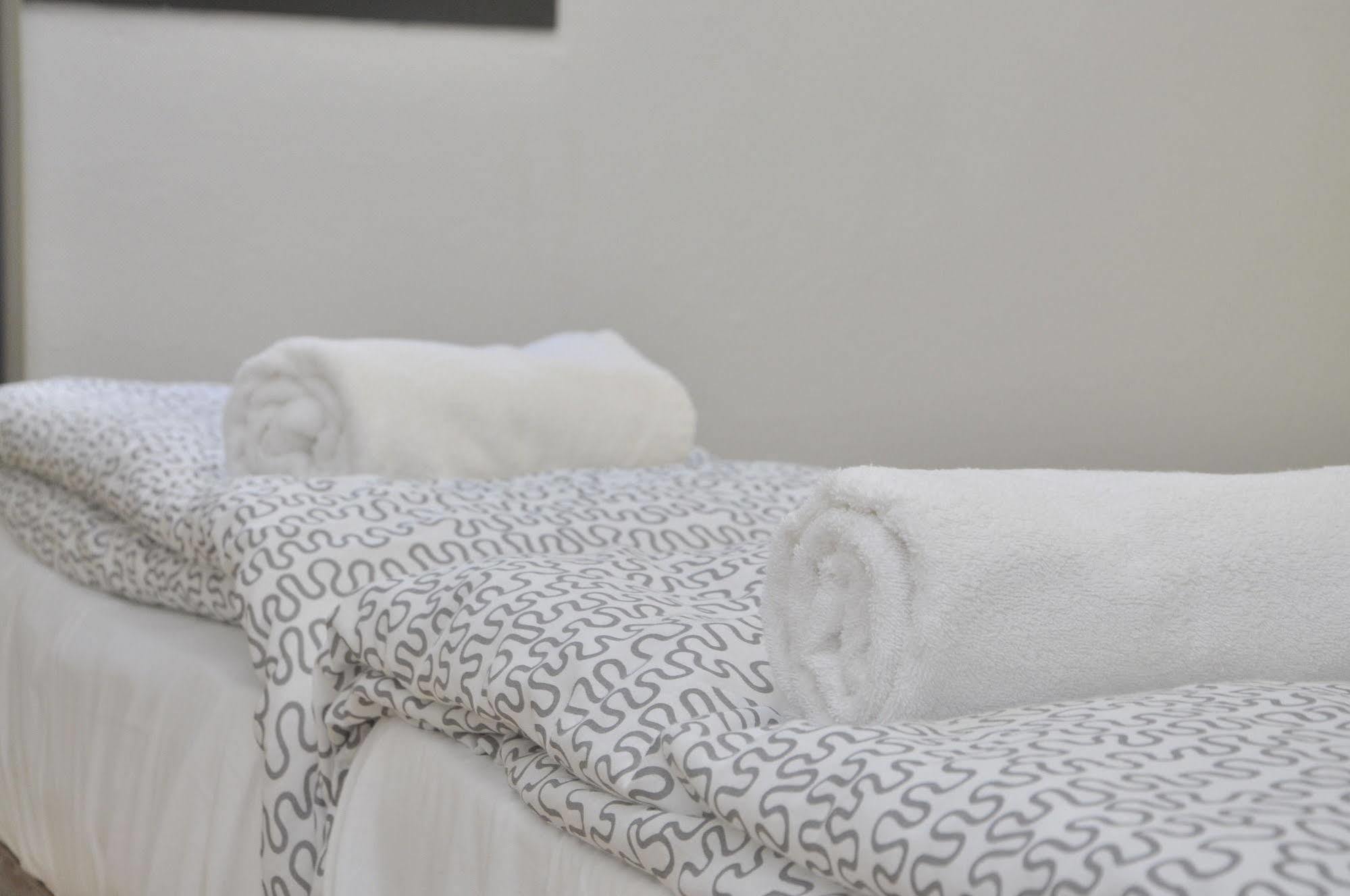 Bed & Bike Barcelona Hostel Екстериор снимка
