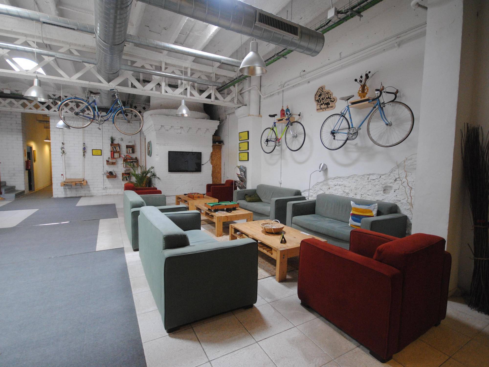 Bed & Bike Barcelona Hostel Екстериор снимка